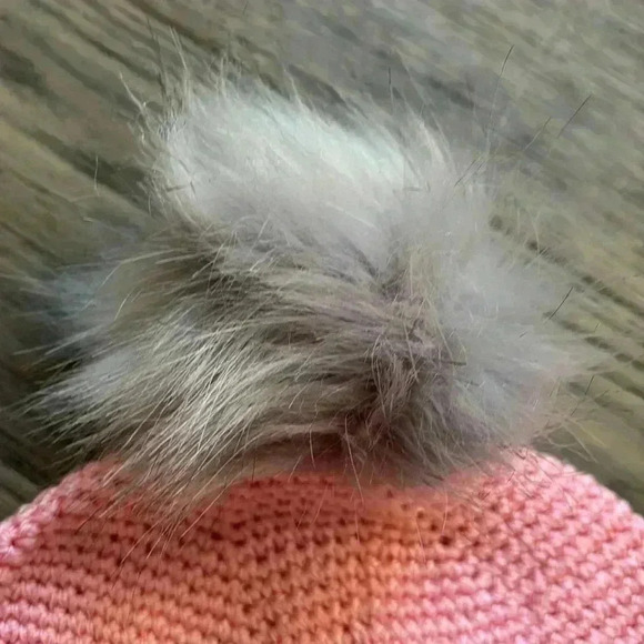 Hand crafted pink crochet girls  hat with heart and fuzzy pom pom - Picture 4 of 8